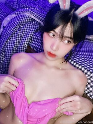 Nahaneulll OnlyFans Leak Picture - Thumbnail SgZvM53YuF