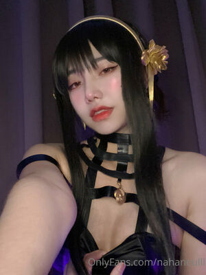 Nahaneulll OnlyFans Leak Picture - Thumbnail YrYrrmmGXa