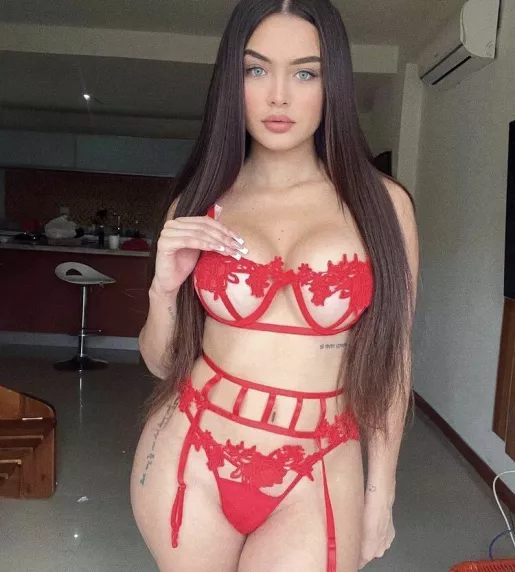 Nahomilra OnlyFans Leak Picture - Thumbnail qVnG0Akpc7