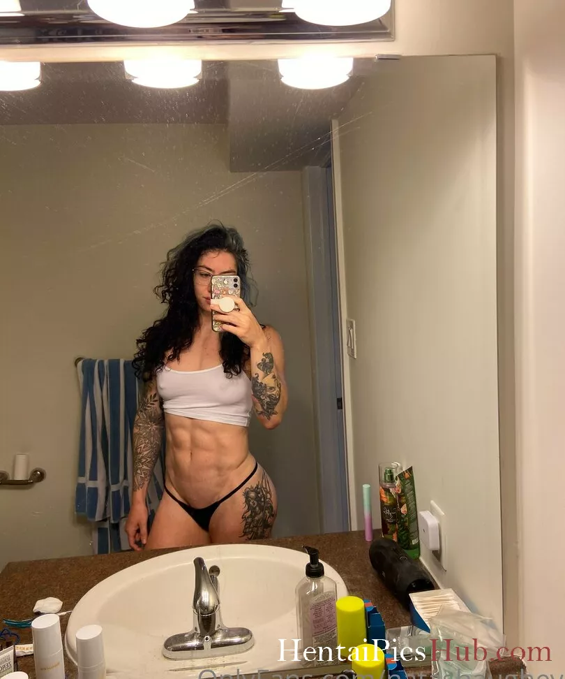 Natasha Aughey Nude OnlyFans Leak Photo Y5YU7hzLr5