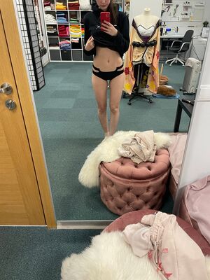 Natsumipon OnlyFans Leak Picture - Thumbnail L9eGYsMUj6