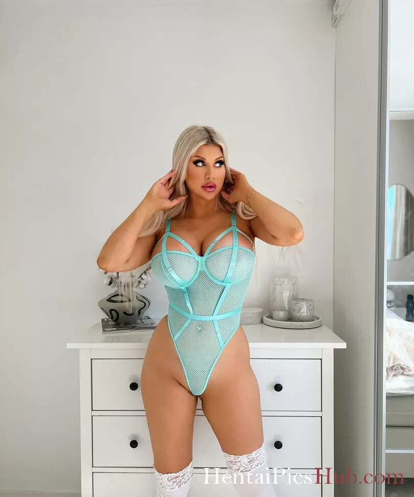 Nicci Azzy Nude OnlyFans Leak Photo UDccaxafk1