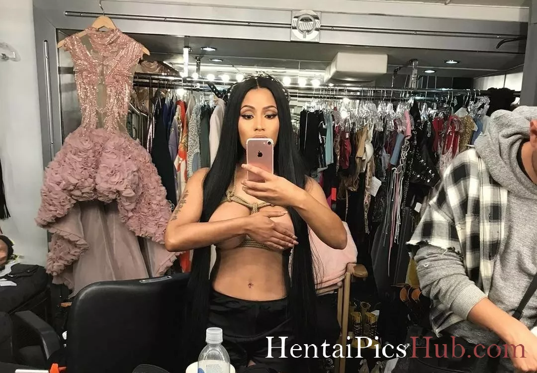 Nicki Minaj Nude OnlyFans Leak Photo 3HfqLGYB97