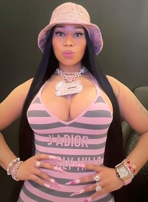Nicki Minaj OnlyFans Leak Picture - Thumbnail KdEjpD3Oic