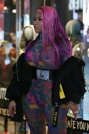 Nicki Minaj OnlyFans Leak Picture - Thumbnail kivrSS3aFq