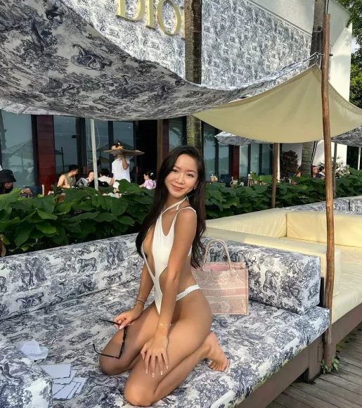 Novita Lam OnlyFans Leak Picture - Thumbnail 4gT410pk1y