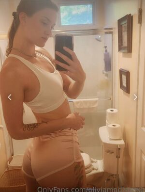 Olivia Madison OnlyFans Leak Picture - Thumbnail AvjkXRif1z