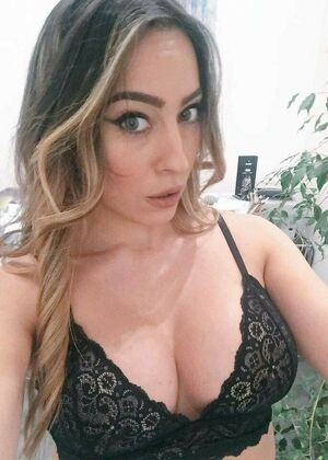 Paola Saulino OnlyFans Leak Picture - Thumbnail 78IUdEx8oX