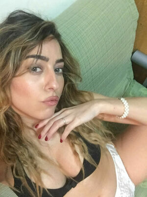 Paola Saulino OnlyFans Leak Picture - Thumbnail 8WirqewmL5