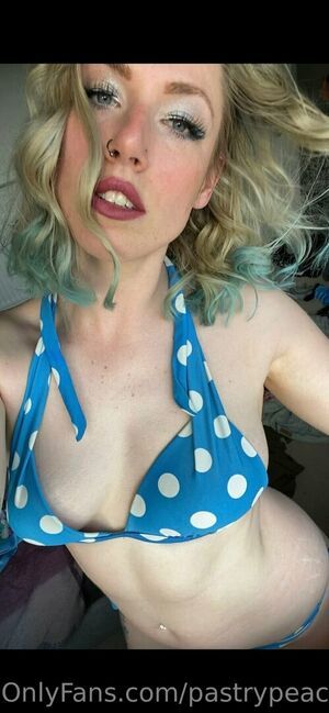 Pastrypeach OnlyFans Leak Picture - Thumbnail 1k7iJnU0Gz