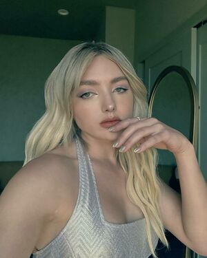 Peyton List OnlyFans Leak Picture - Thumbnail DDN2kghpcB