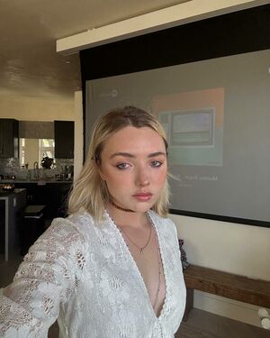 Peyton List OnlyFans Leak Picture - Thumbnail KesiSmB6Yk