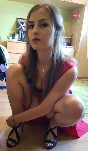 Polish Laura OnlyFans Leak Picture - Thumbnail M5mMqq0h5t