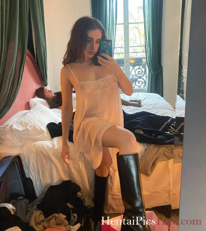 Rachel Anne Sennott Nude OnlyFans Leak Photo TnemSQYAfB