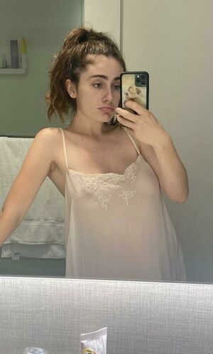 Rachel Anne Sennott OnlyFans Leak Picture - Thumbnail weBvN3jzGB