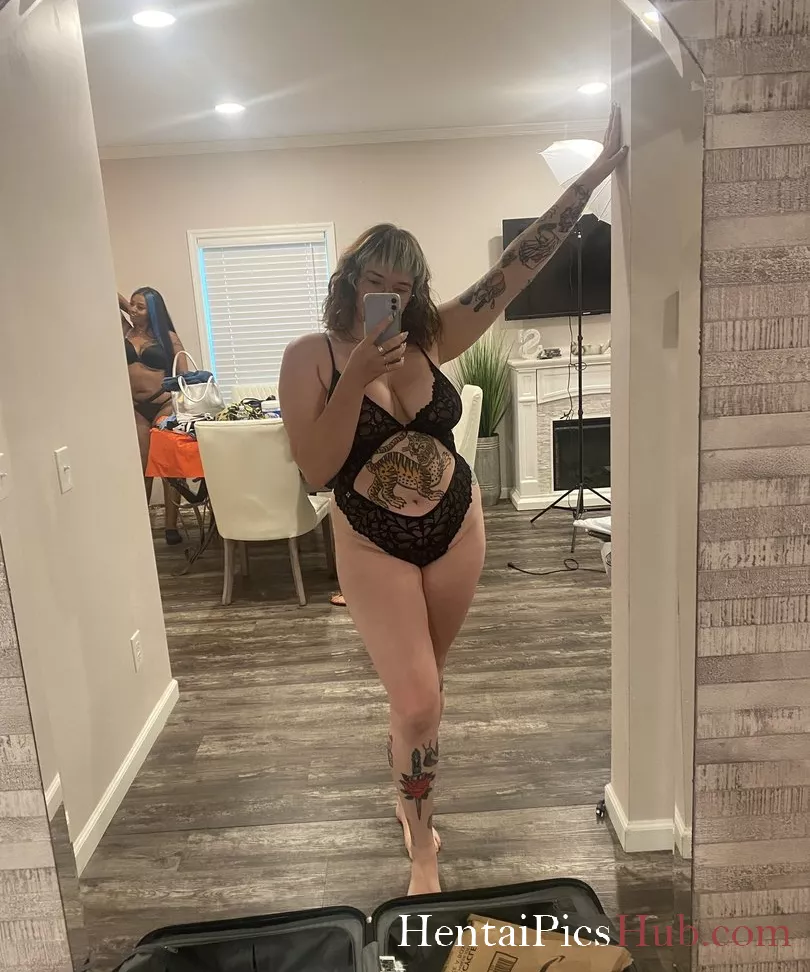 Realoliviaraine Nude OnlyFans Leak Photo 6NxroicNFU