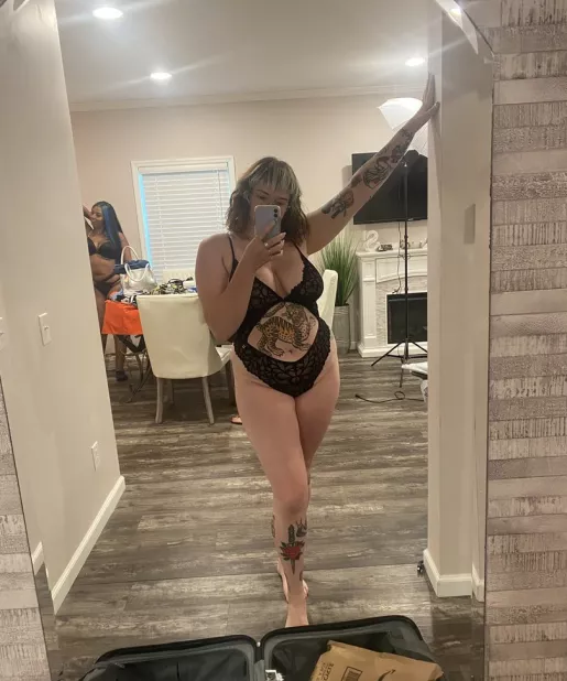 Realoliviaraine OnlyFans Leak Picture - Thumbnail 6NxroicNFU