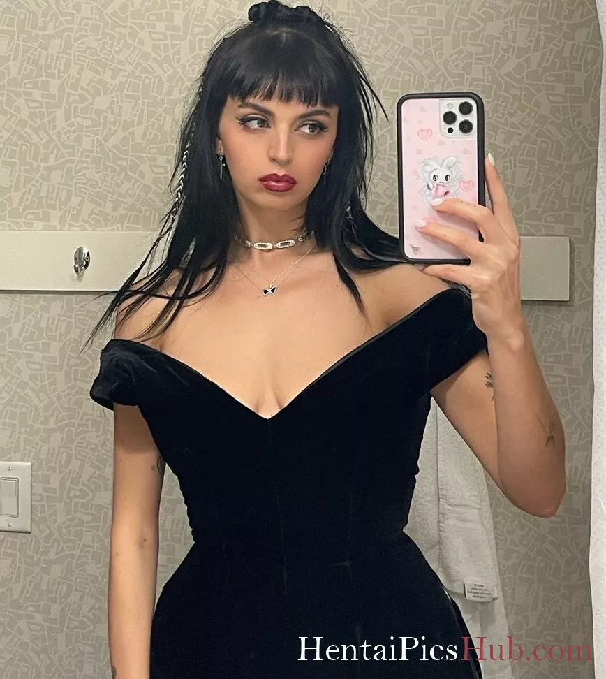 Rebecca Black Nude OnlyFans Leak Photo 3eY4AYcq9n