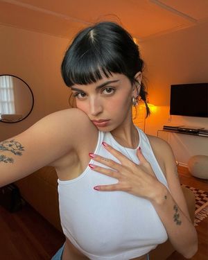 Rebecca Black OnlyFans Leak Picture - Thumbnail WnHL2J27fs