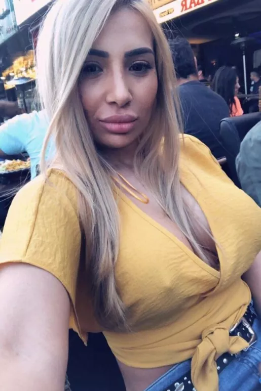 Romanian Girl OnlyFans Leak Picture - Thumbnail P5BU4zL16r