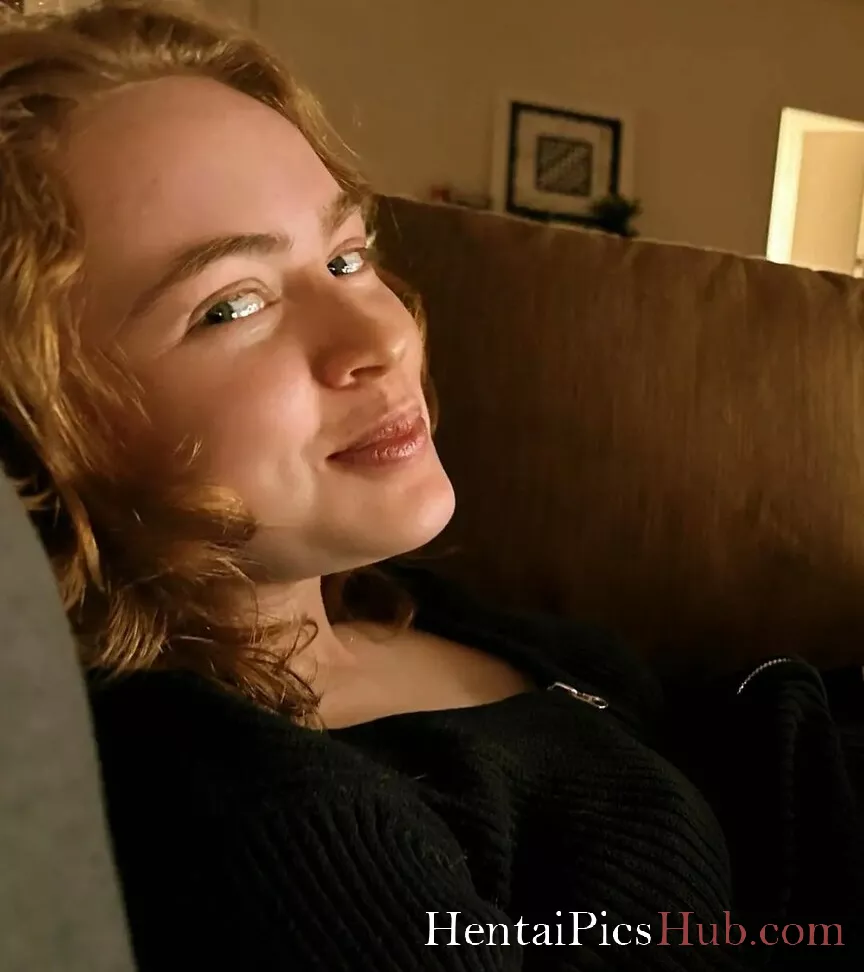 Sadie Sink Nude OnlyFans Leak Photo 0vj1MJivSl