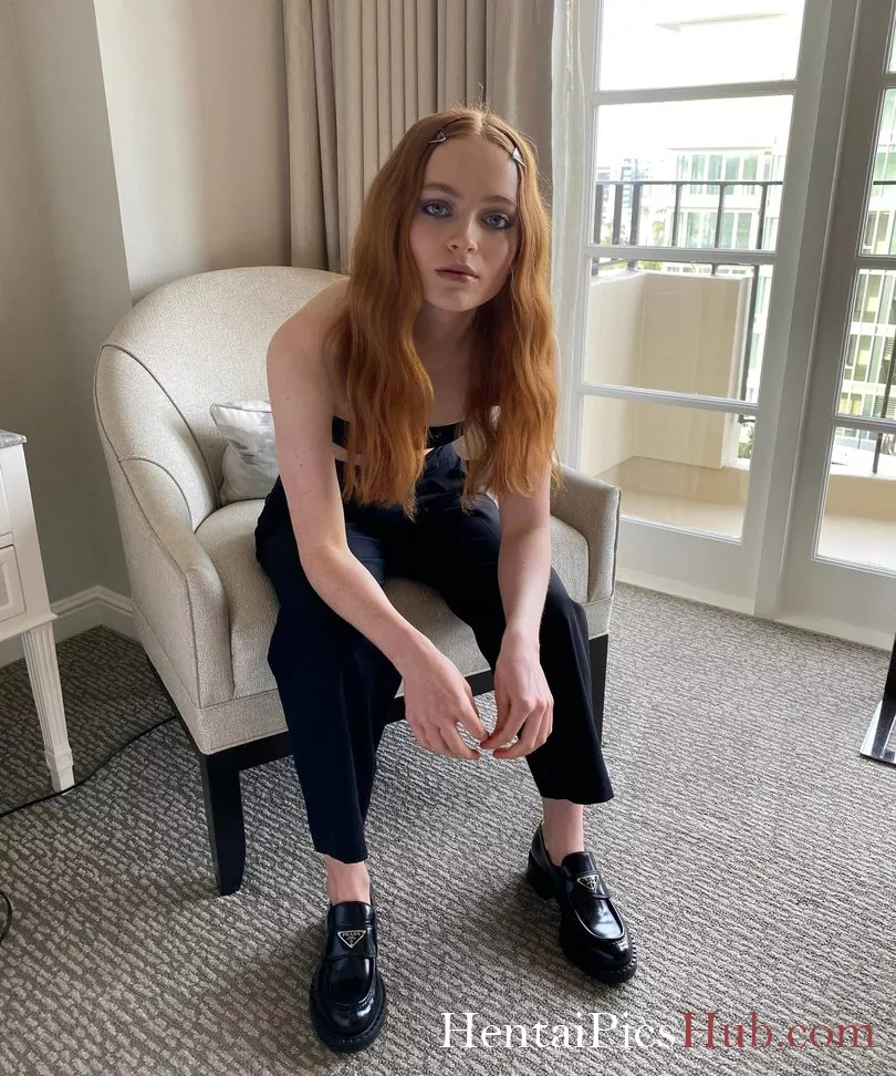 Sadie Sink Nude OnlyFans Leak Photo 9MW3y3MNCz