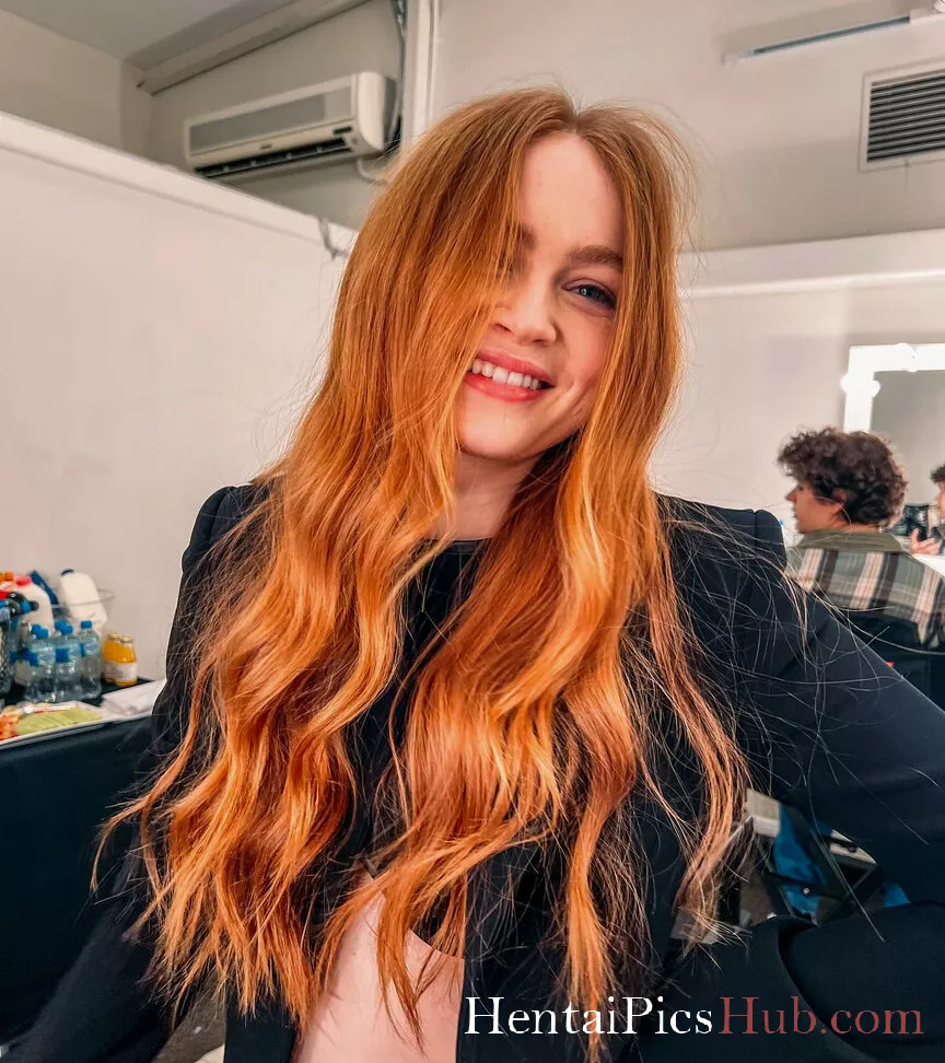 Sadie Sink Nude OnlyFans Leak Photo BXOyQld9D5