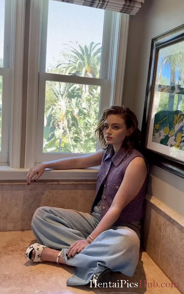 Sadie Sink Nude OnlyFans Leak Photo I7gTNbEOdD