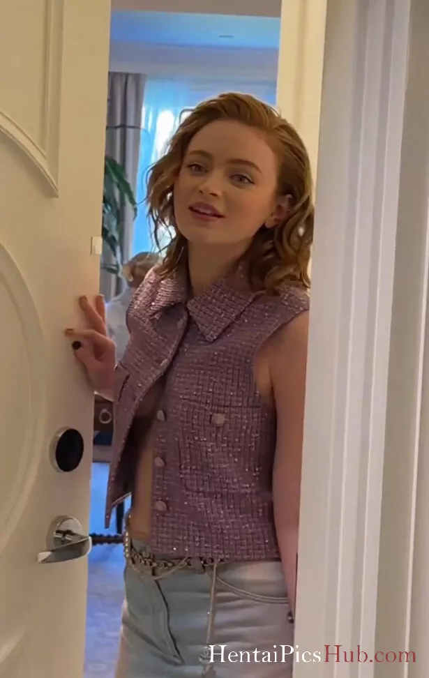 Sadie Sink Nude OnlyFans Leak Photo UwNCBMh49b