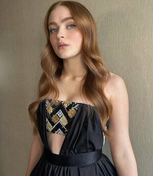 Sadie Sink OnlyFans Leak Picture - Thumbnail 0kgT9uA1dH