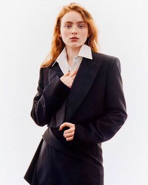 Sadie Sink OnlyFans Leak Picture - Thumbnail 39Vk4SF3JH