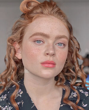 Sadie Sink OnlyFans Leak Picture - Thumbnail 5LvIoEyg5M