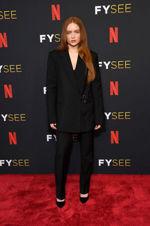 Sadie Sink OnlyFans Leak Picture - Thumbnail Bd5vO2uFrg