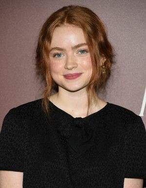 Sadie Sink OnlyFans Leak Picture - Thumbnail QbzrCKHL1n