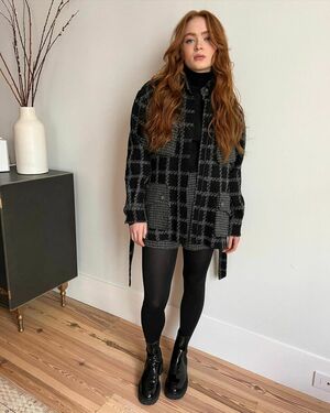 Sadie Sink OnlyFans Leak Picture - Thumbnail SldA2hQKVE