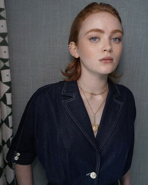 Sadie Sink OnlyFans Leak Picture - Thumbnail bgWzBHxChD