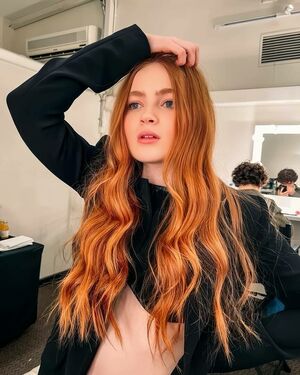 Sadie Sink OnlyFans Leak Picture - Thumbnail dDFnA4Bub5