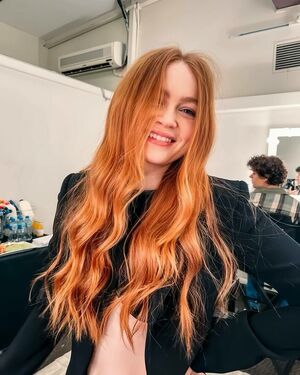 Sadie Sink OnlyFans Leak Picture - Thumbnail iQMuugxFLe