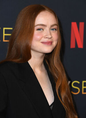 Sadie Sink OnlyFans Leak Picture - Thumbnail lcuRNR8abe