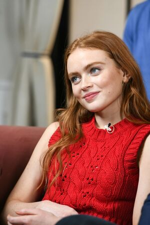 Sadie Sink OnlyFans Leak Picture - Thumbnail ozd3M63hJk