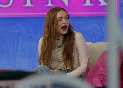 Sadie Sink OnlyFans Leak Picture - Thumbnail rUBTs6IRsw