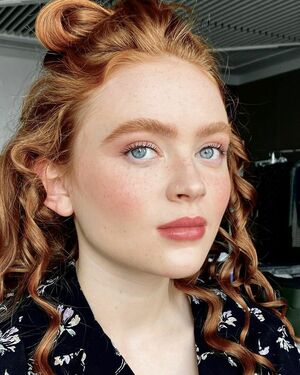 Sadie Sink OnlyFans Leak Picture - Thumbnail uUmnzdPRUV