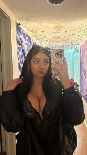 Sami Brielle OnlyFans Leak Picture - Thumbnail fymJCiOUQD