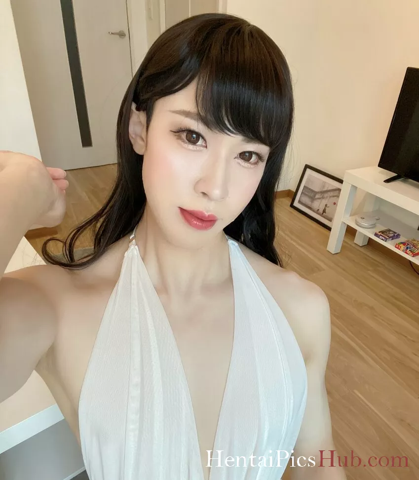 Sana Tan Nude OnlyFans Leak Photo EqAFczilD0