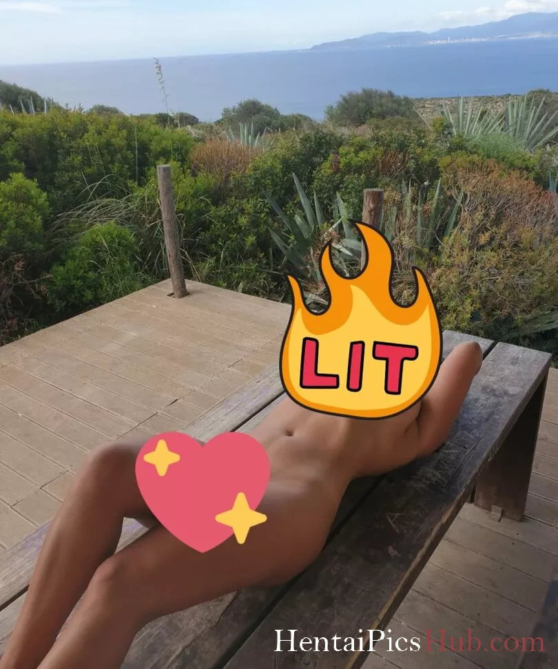 Sarapiras Nude OnlyFans Leak Photo SbCG1le7s5