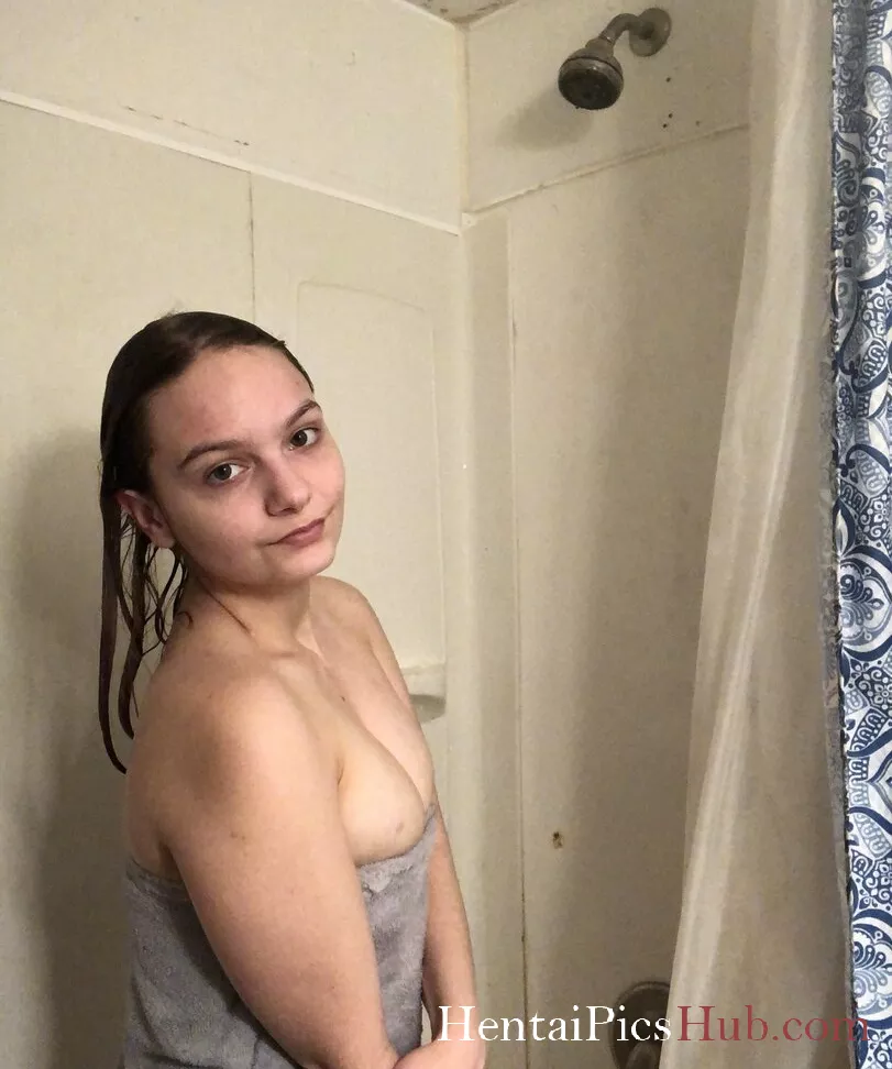 Savannahmalaby19 Nude OnlyFans Leak Photo 0QC56qJEOI