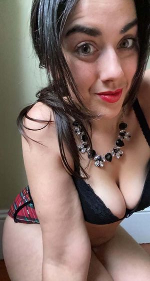 Scarlet Labelle OnlyFans Leak Picture - Thumbnail GaawCB1MUY