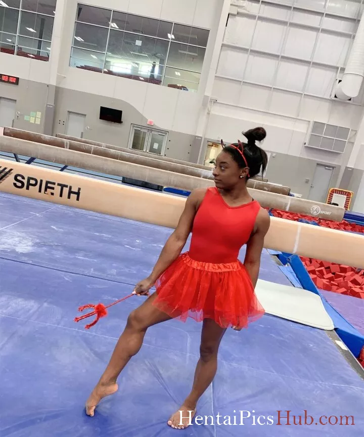 Simone Biles Nude OnlyFans Leak Photo Qy2t3H25OD