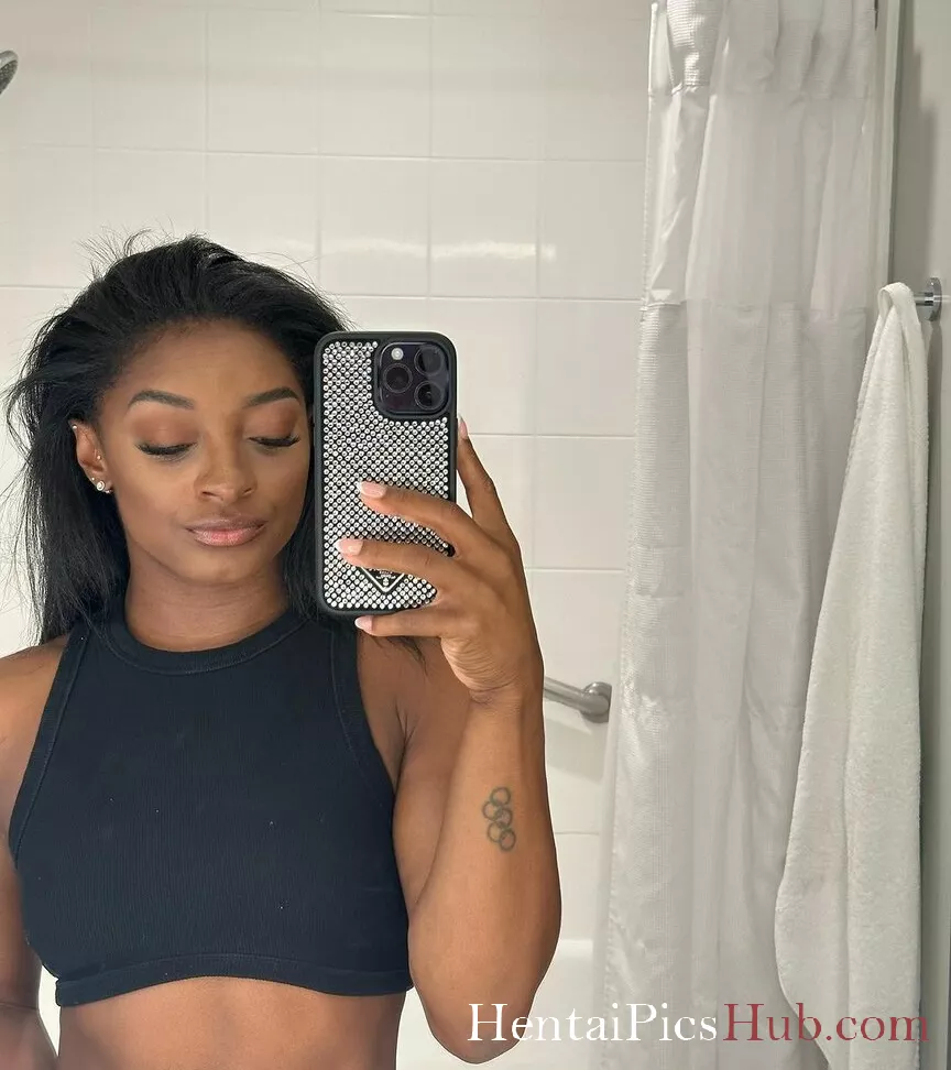 Simone Biles Nude OnlyFans Leak Photo mBd95qSZyF