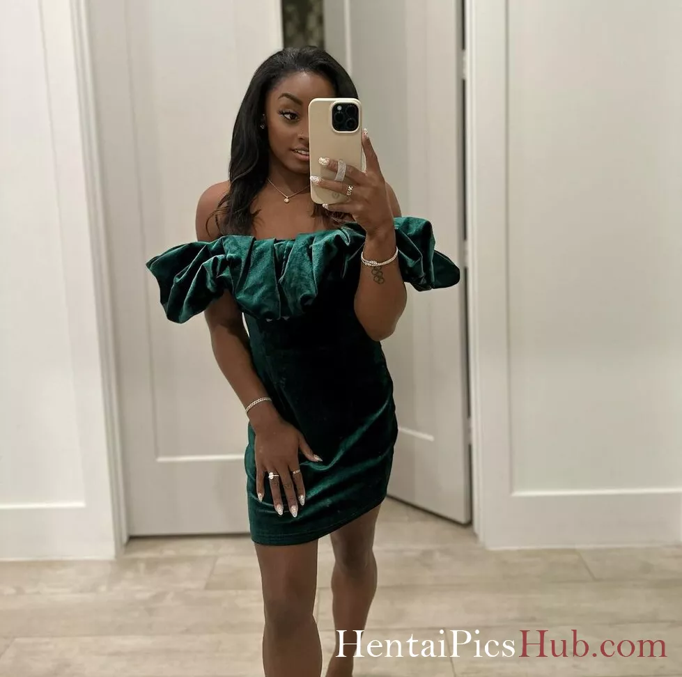 Simone Biles Nude OnlyFans Leak Photo qIXUhNrQrs